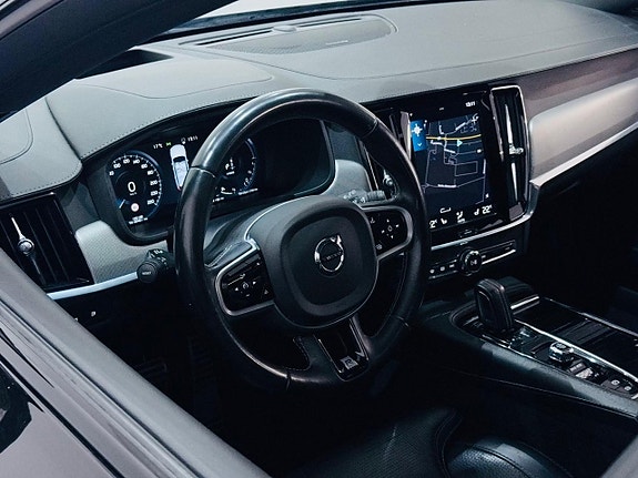 Volvo V90 10 of 26