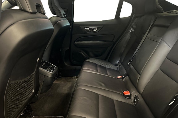 Volvo S60 14 of 26