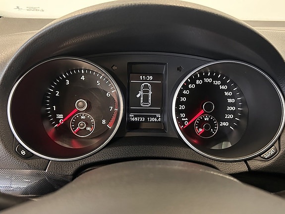 Volkswagen Golf V 11 of 17