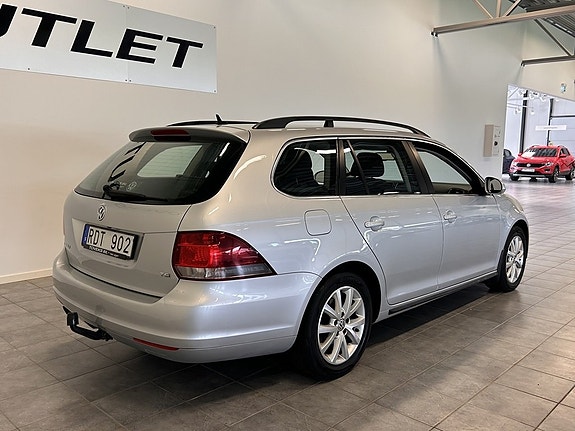 Volkswagen Golf V 5 of 17