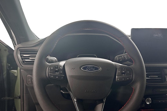 Ford Kuga 8 of 15