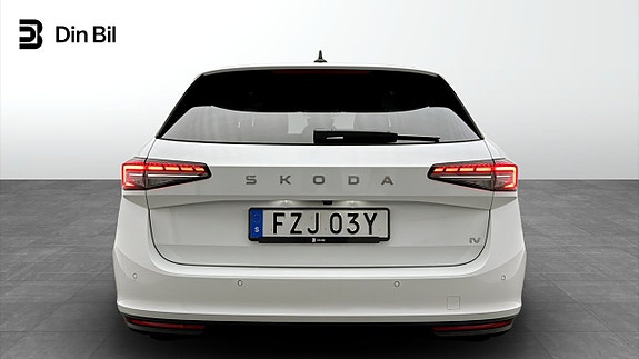Skoda Superb 5 of 21