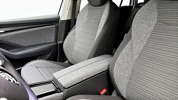Skoda Superb 8 of 21
