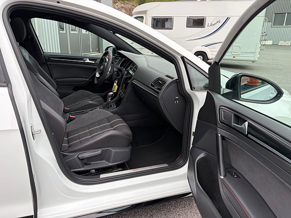 Volkswagen Golf I 11 of 20
