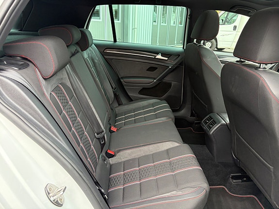 Volkswagen Golf I 9 of 20