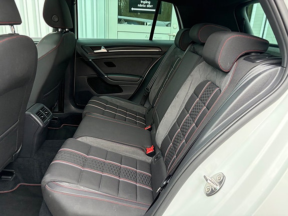 Volkswagen Golf I 14 of 20