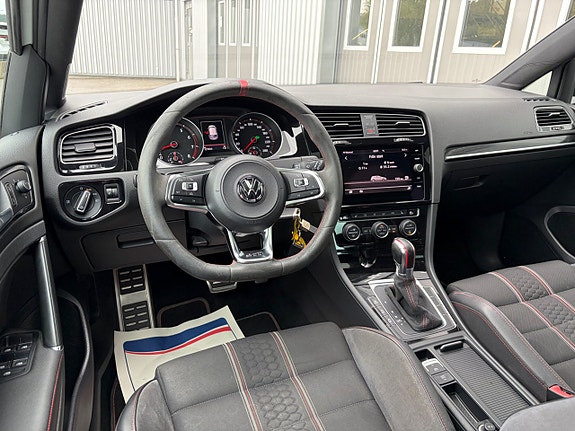 Volkswagen Golf I 18 of 20