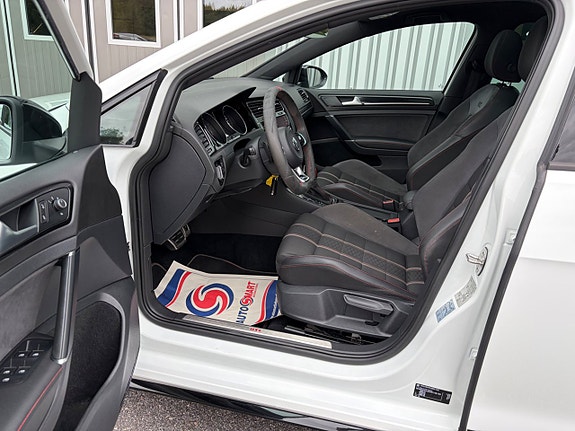 Volkswagen Golf I 15 of 20