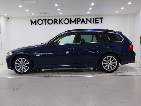 BMW 330i 3 of 20