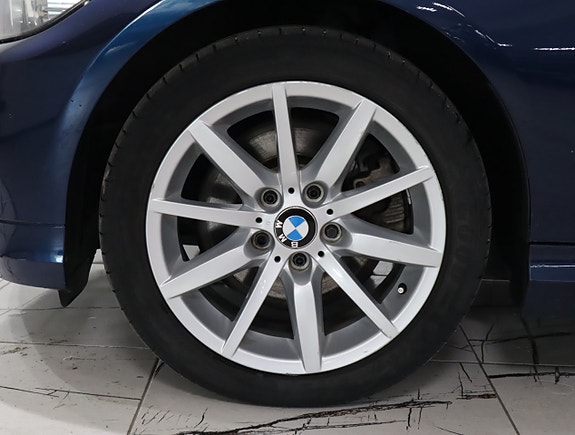BMW 330i 20 of 20
