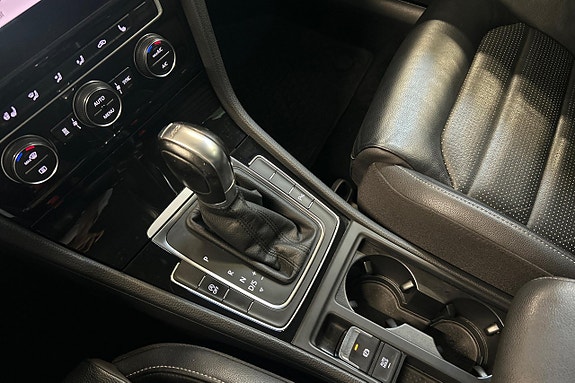 Volkswagen Golf I 21 of 24