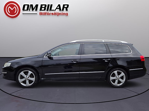 Volkswagen Passat 3 of 16