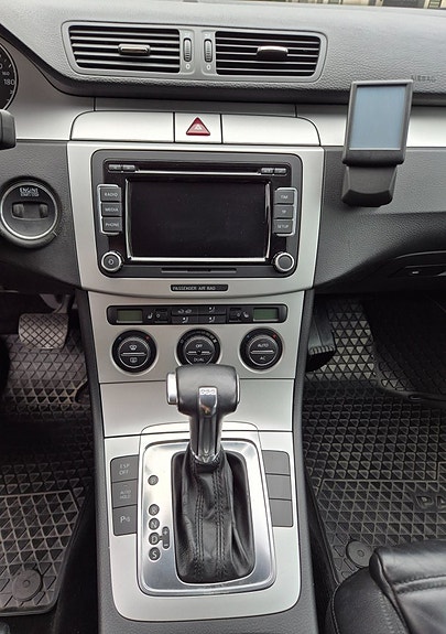 Volkswagen Passat 16 of 16