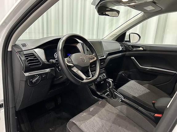 Volkswagen T-Cross 8 of 14
