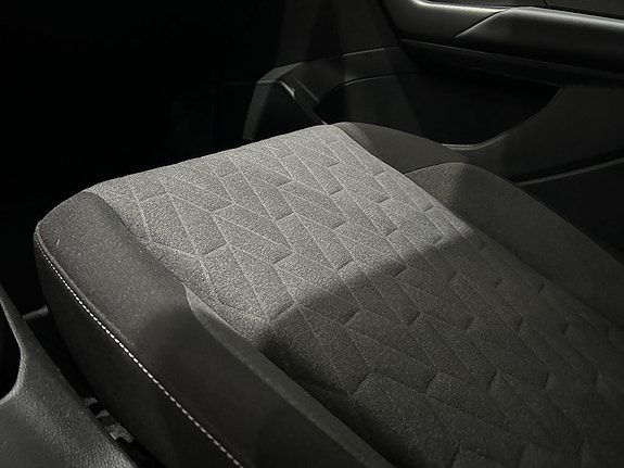 Volkswagen T-Cross 14 of 14