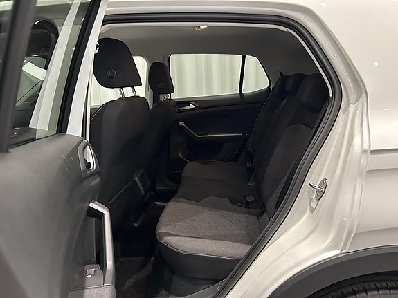 Volkswagen T-Cross 7 of 14