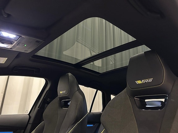 Skoda Enyaq RS 7 of 20