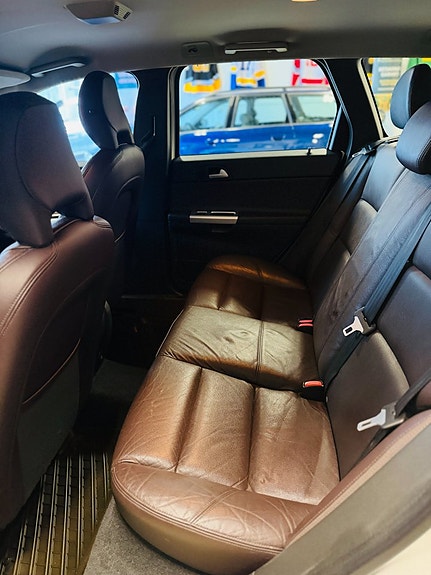 Volvo V50 15 of 22