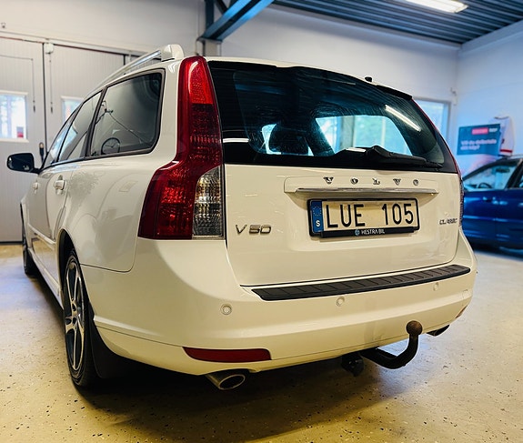 Volvo V50 6 of 22