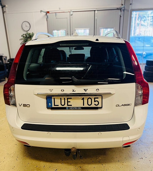 Volvo V50 8 of 22