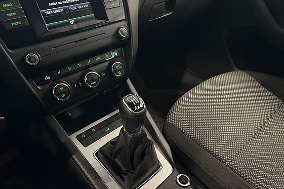 Skoda Octavia 15 of 16