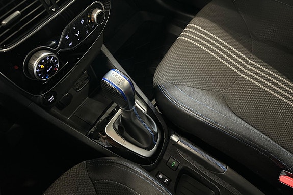Renault Clio 22 of 23