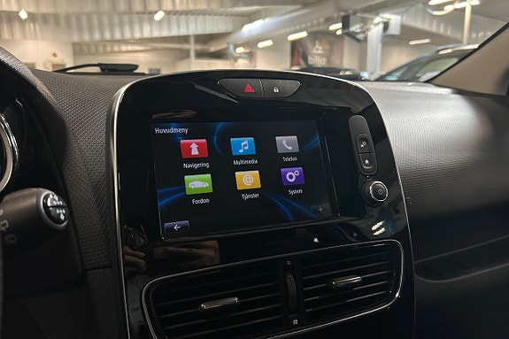 Renault Clio 21 of 23