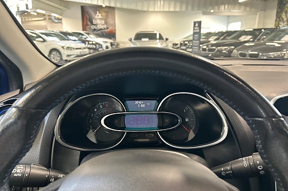 Renault Clio 16 of 23