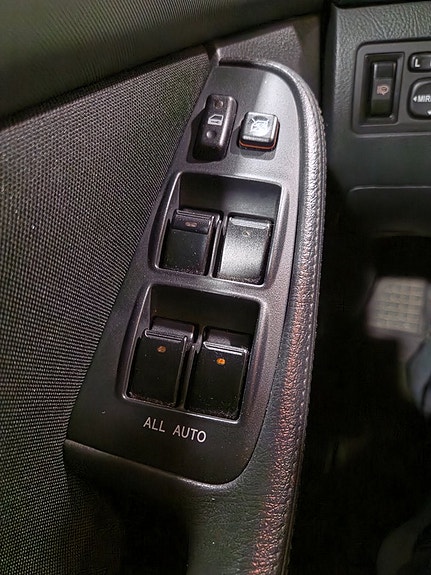 Toyota Avensis 17 of 19