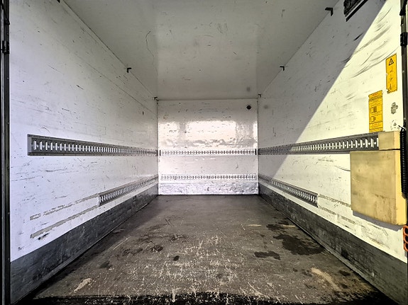 Volkswagen Crafter 11 of 29
