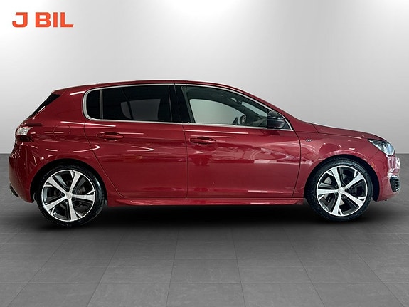 Peugeot 308 14 of 16