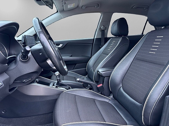 Kia Rio 8 of 17