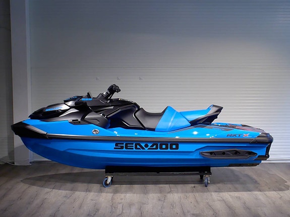 Sea-Doo RXT-X 325 -2026 DEMO 17 Motortimmar 2 of 12