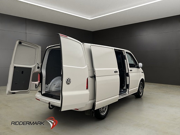 Volkswagen Transporter 12 of 30