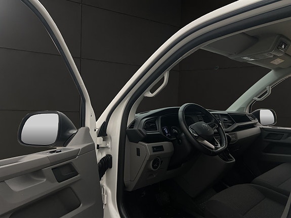 Volkswagen Transporter 15 of 30