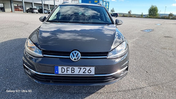 Volkswagen Golf VII 9 of 12