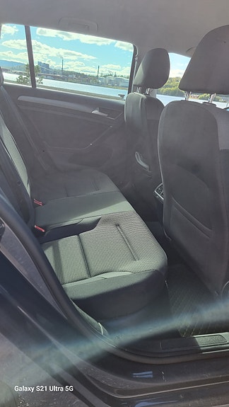 Volkswagen Golf VII 6 of 12