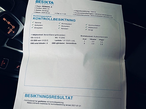 BMW 330i 27 of 27