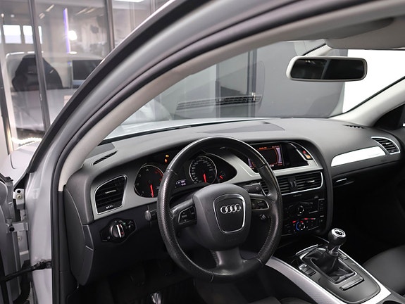 Audi A4 13 of 28