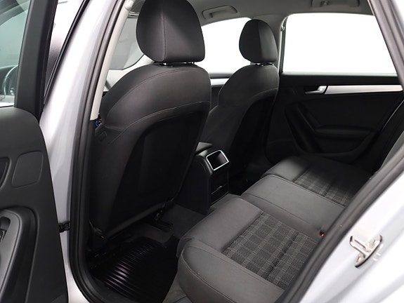Audi A4 24 of 28