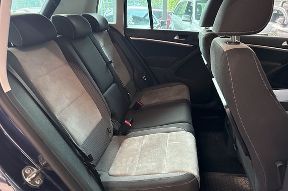 Volkswagen Tiguan 13 of 25