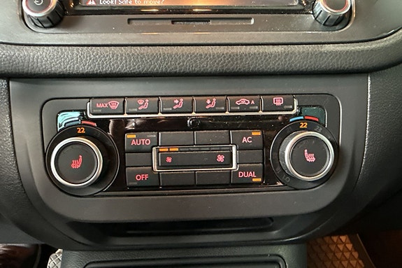 Volkswagen Tiguan 18 of 25