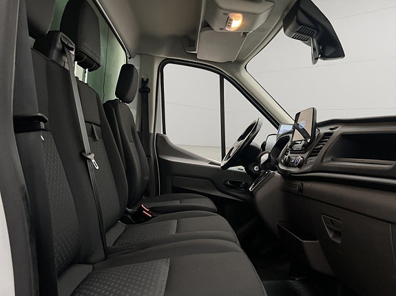 Ford Transit 22 of 27