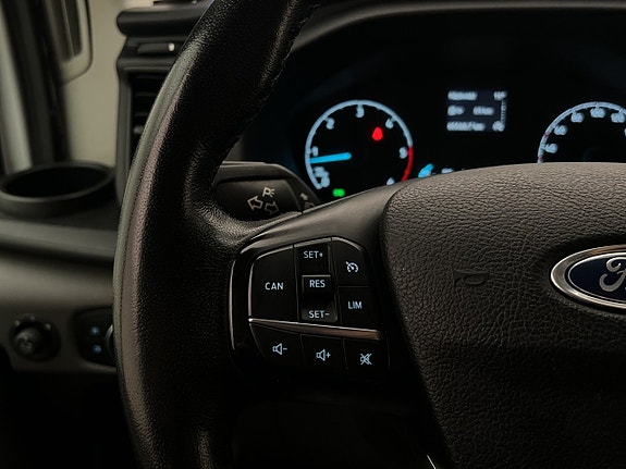 Ford Transit 15 of 27