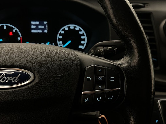 Ford Transit 17 of 27