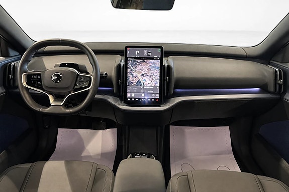 Volvo EX30 8 of 19