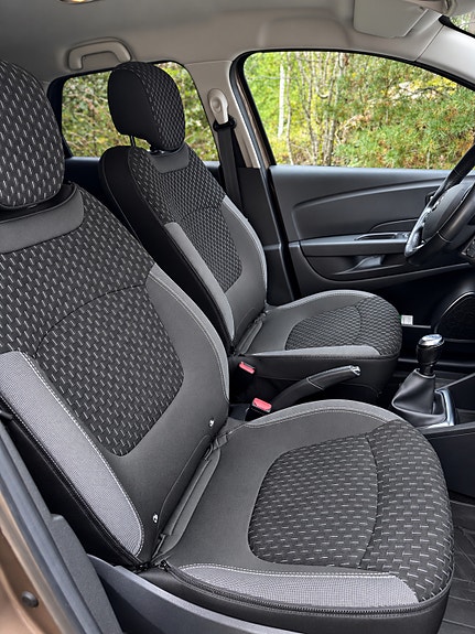 Renault Captur 12 of 13