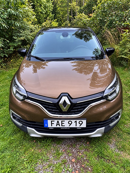 Renault Captur 3 of 13