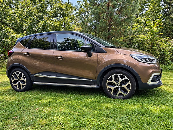 Renault Captur 2 of 13