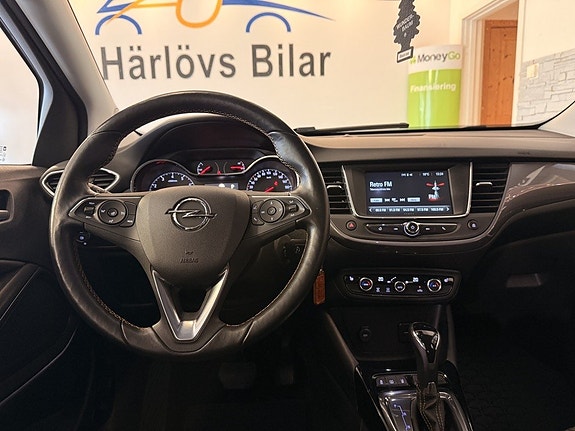 Opel Crossland X 21 of 22